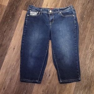 One 5 One Bling Pockets Capri Jeans Size 8